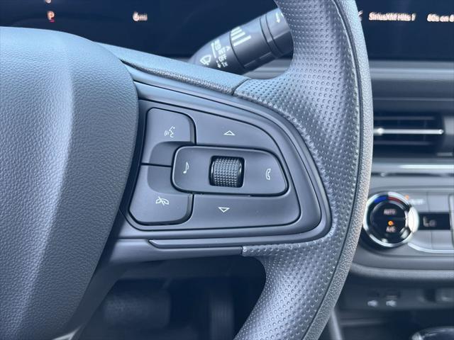 new 2025 Buick Envista car, priced at $31,690