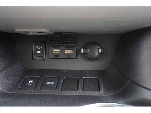 used 2019 Toyota Highlander car, priced at $25,999