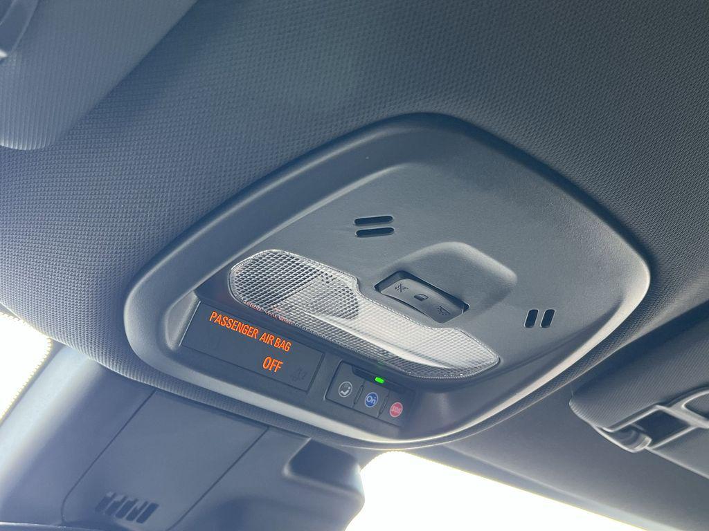 new 2025 Buick Envista car, priced at $27,455