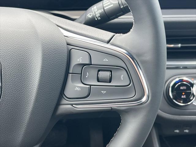 new 2025 Buick Envista car, priced at $27,455