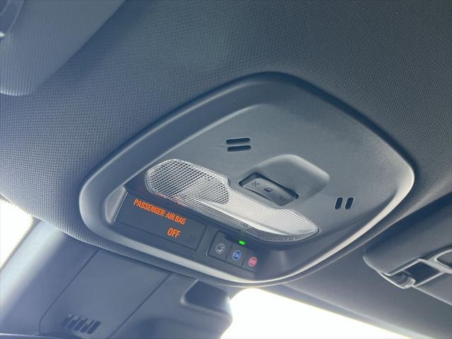new 2025 Buick Envista car, priced at $27,455