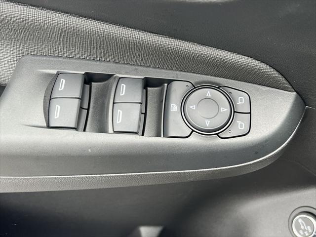 new 2025 Buick Envista car, priced at $34,585