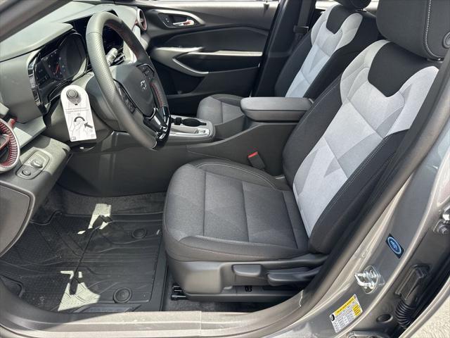 new 2025 Chevrolet Trax car, priced at $27,985