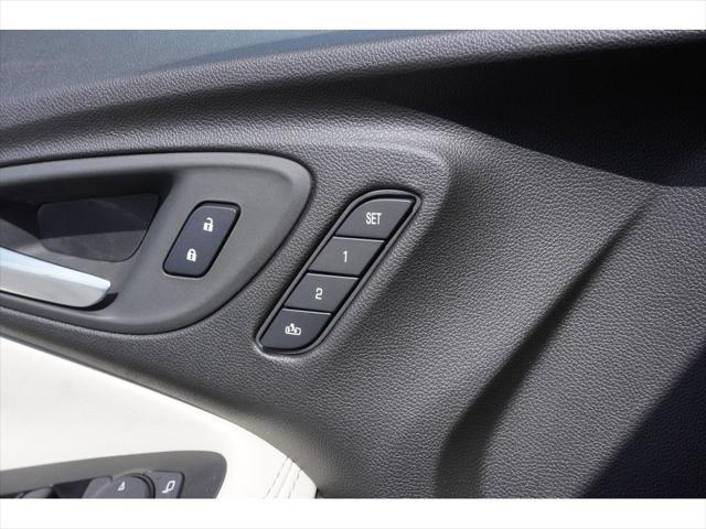 new 2025 Buick Encore GX car, priced at $34,130