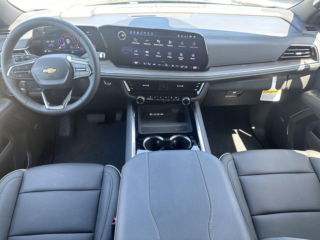 new 2025 Chevrolet Suburban car, priced at $82,179
