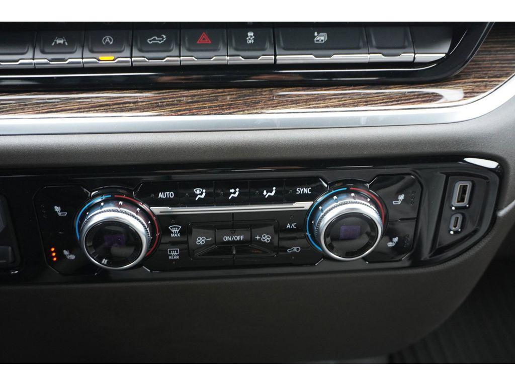 new 2025 GMC Sierra 1500 car, priced at $45,487