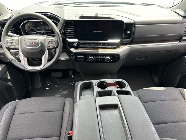 new 2025 GMC Sierra 1500 car, priced at $54,640