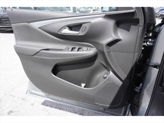 new 2025 Buick Envista car, priced at $27,455