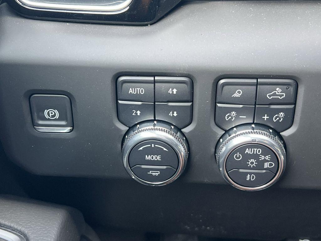 new 2025 GMC Sierra 2500 car, priced at $88,254