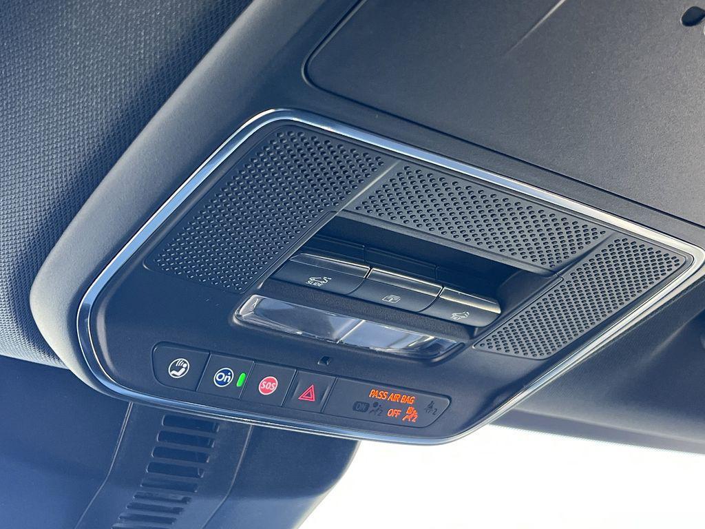 new 2026 Chevrolet Traverse car, priced at $59,519