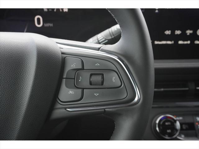 new 2025 Buick Envista car, priced at $27,130