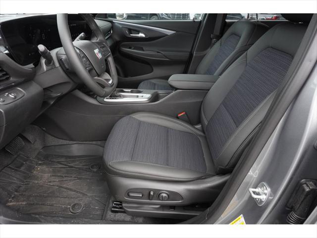 new 2025 Buick Envista car, priced at $27,130