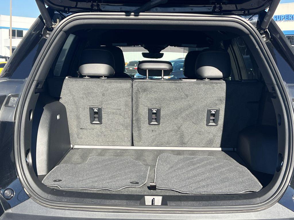 used 2025 Chevrolet Equinox car, priced at $29,999