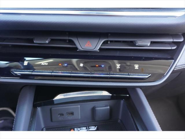 new 2025 Buick Envision car, priced at $39,740