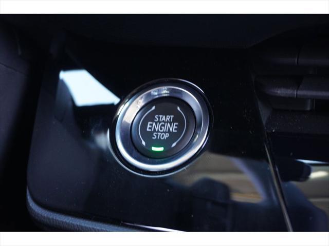 new 2025 Buick Envision car, priced at $39,740
