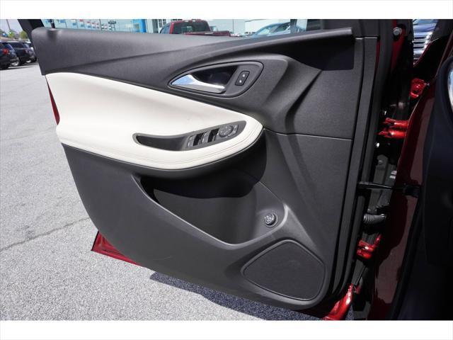 new 2025 Buick Encore GX car, priced at $30,325