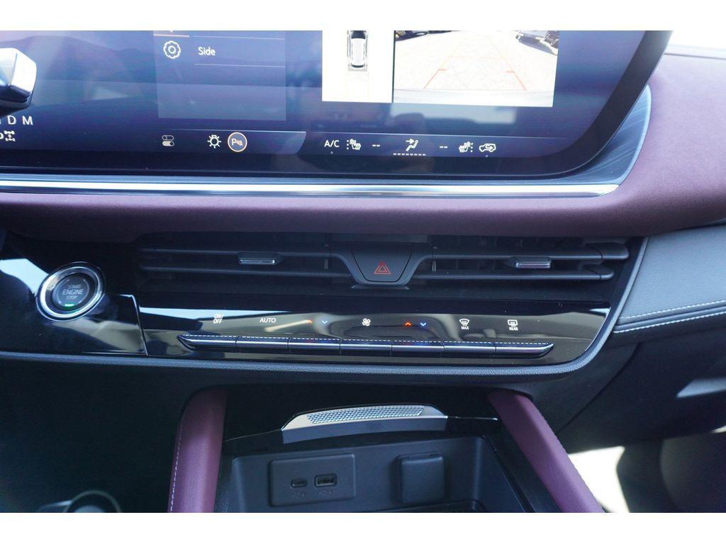 new 2025 Buick Envision car, priced at $43,735
