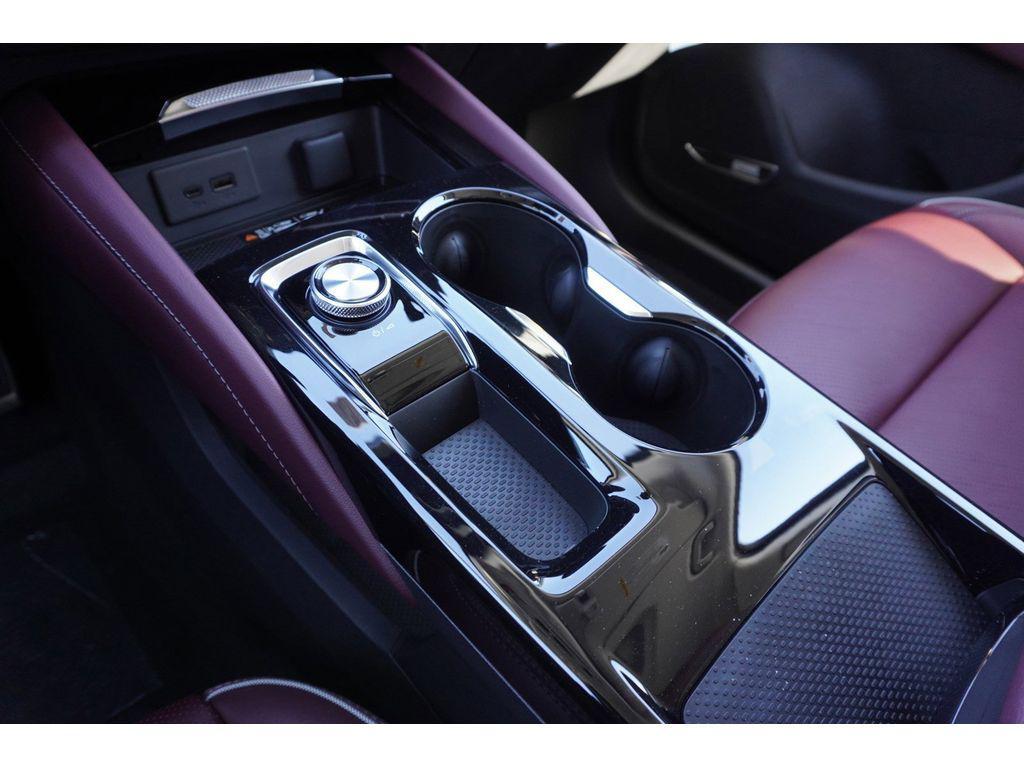 new 2025 Buick Envision car, priced at $43,735