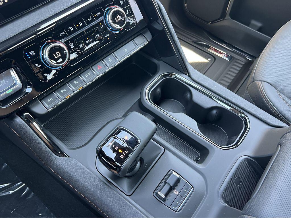 new 2025 GMC Sierra 1500 car, priced at $75,004