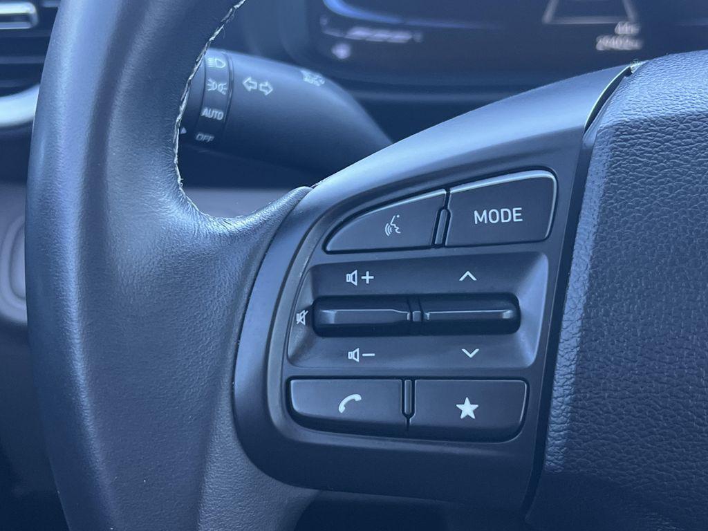 used 2024 Hyundai Venue car, priced at $19,999