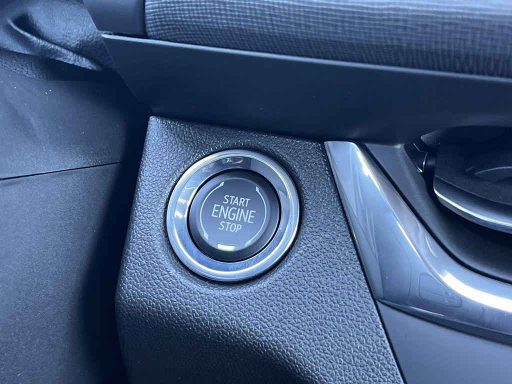 new 2026 Buick Envista car, priced at $27,485