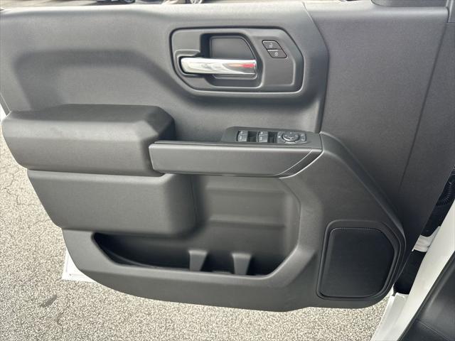 new 2025 GMC Sierra 1500 car, priced at $48,395