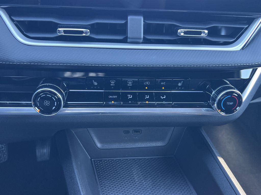 new 2026 Chevrolet Equinox car, priced at $30,495