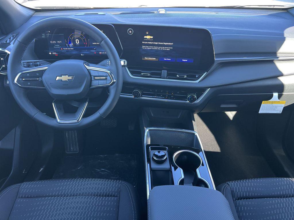 new 2026 Chevrolet Equinox car, priced at $30,495