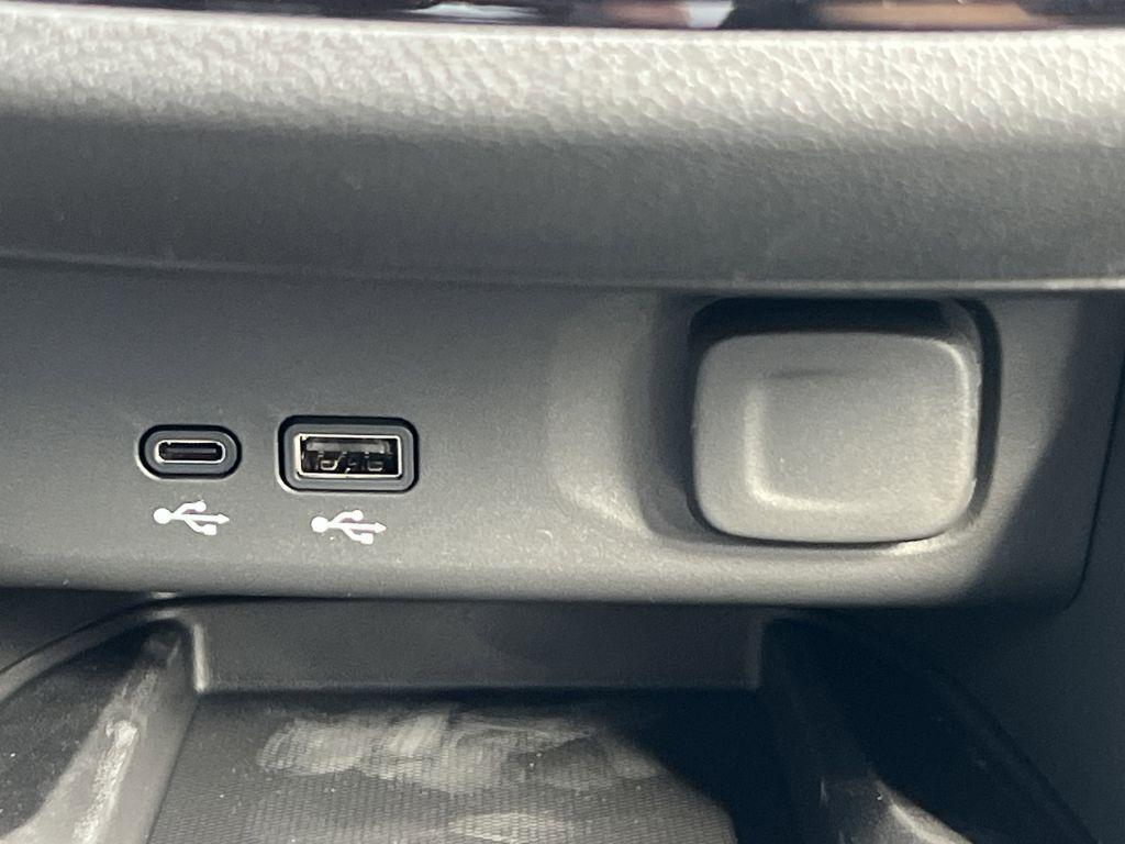 new 2026 Buick Envista car, priced at $32,385