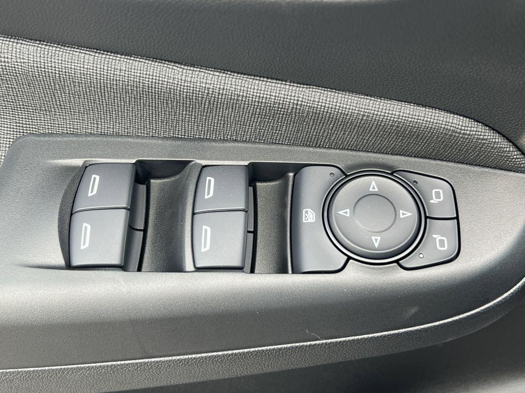 new 2026 Buick Envista car, priced at $32,385