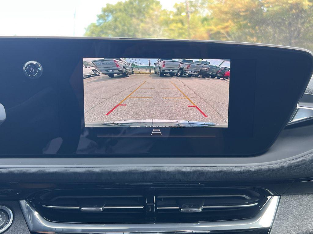 new 2026 Buick Envista car, priced at $32,385