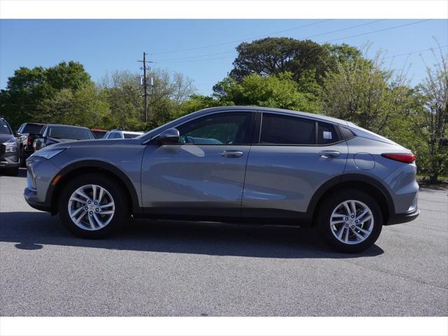 new 2025 Buick Envista car, priced at $27,180