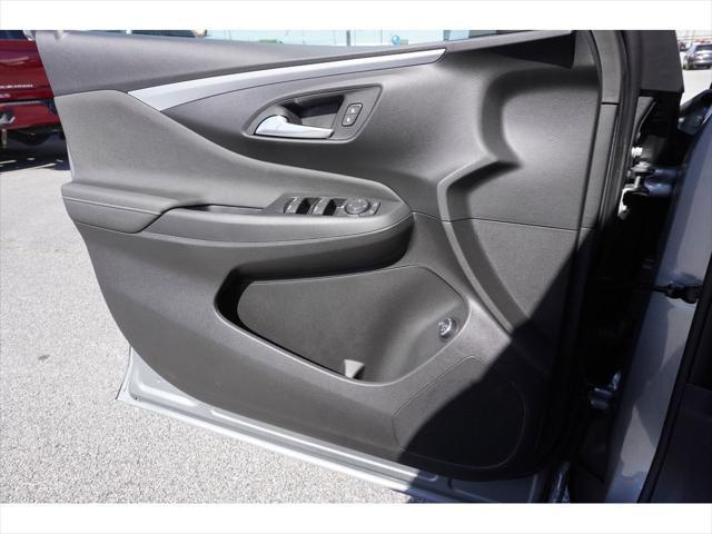 new 2025 Buick Envista car, priced at $27,180