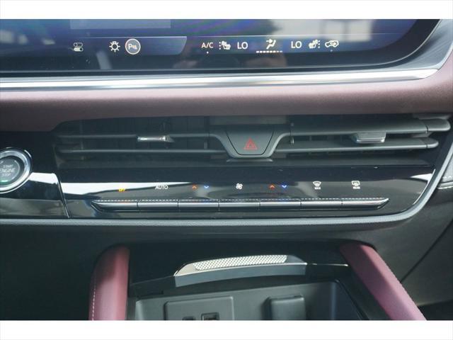 new 2025 Buick Envision car, priced at $43,735