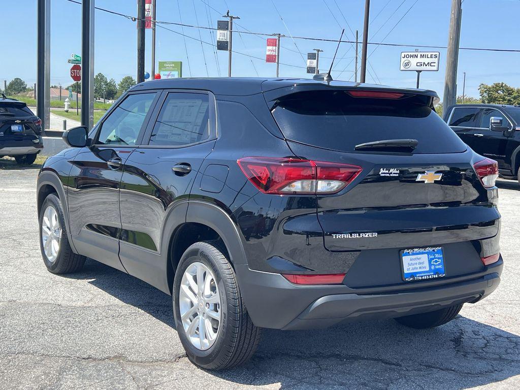 new 2026 Chevrolet TrailBlazer car, priced at $26,080