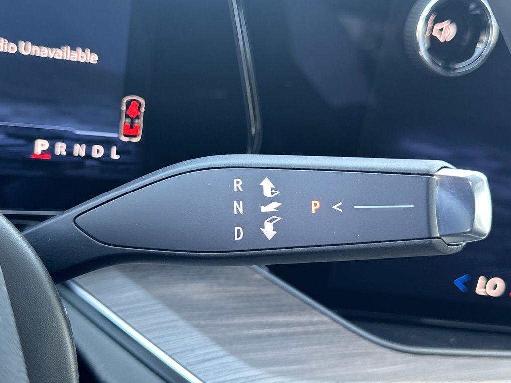 new 2025 Chevrolet Suburban car, priced at $85,080