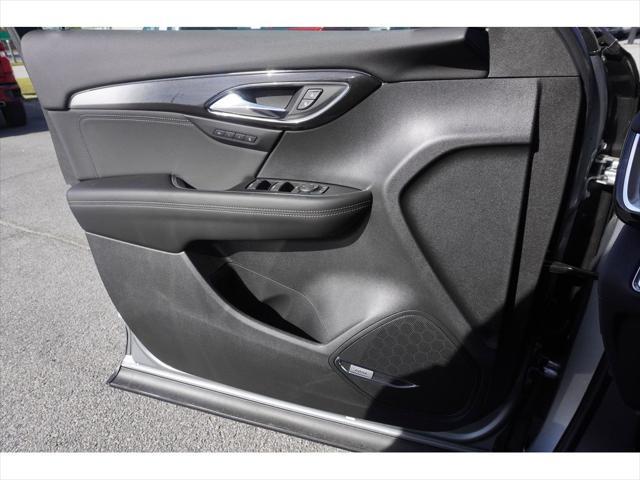 new 2025 Buick Envision car, priced at $38,390