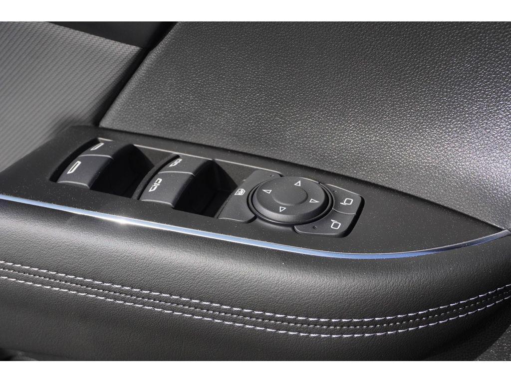 new 2025 Buick Envision car, priced at $38,390
