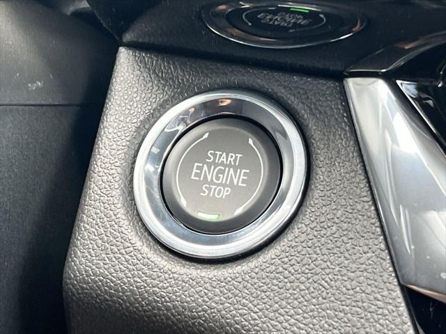 new 2025 Buick Envista car, priced at $32,185