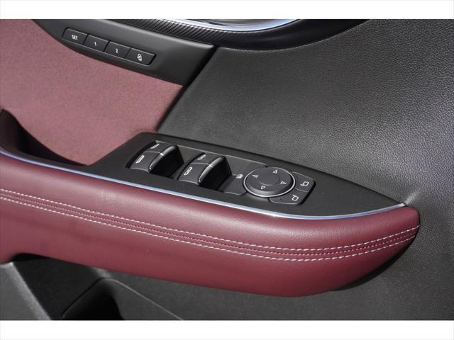 new 2025 Buick Envision car, priced at $43,735