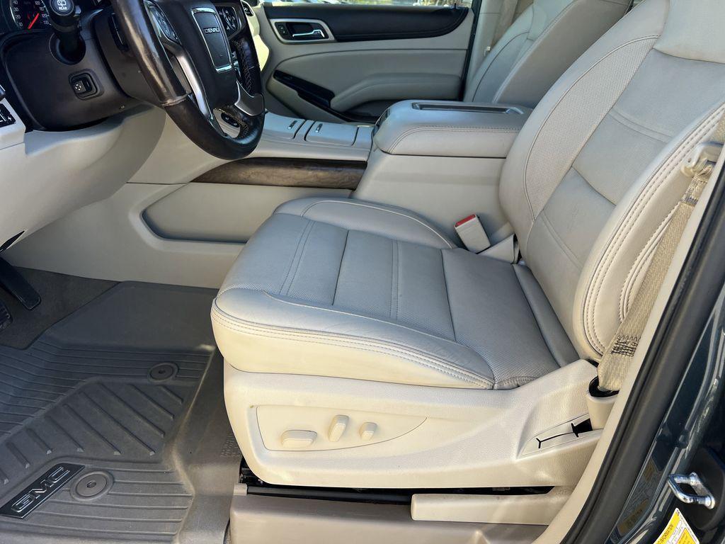 used 2019 GMC Yukon XL car, priced at $26,999