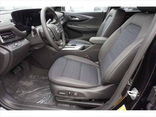 new 2025 Buick Envista car, priced at $26,880