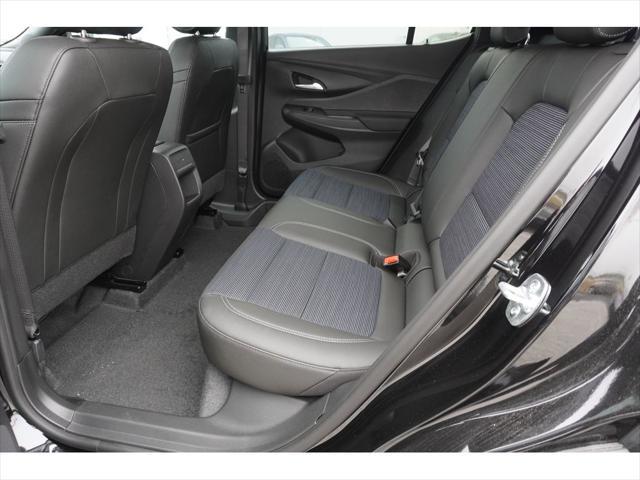 new 2025 Buick Envista car, priced at $26,880
