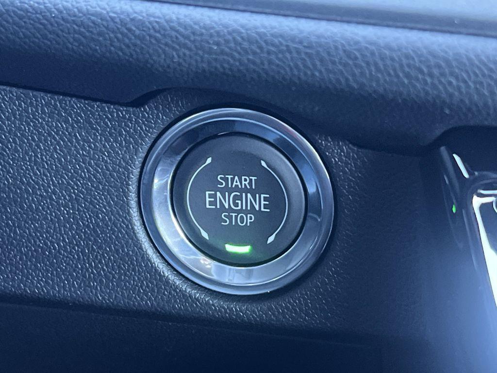 new 2026 Chevrolet Traverse car, priced at $42,695