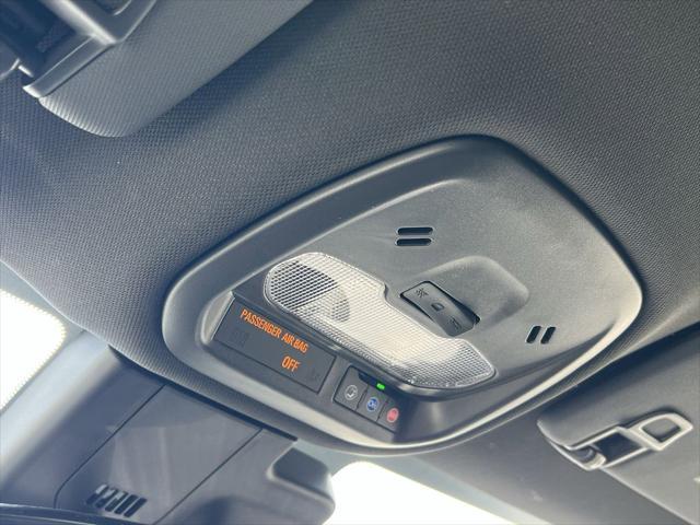 new 2025 Buick Envista car, priced at $26,860