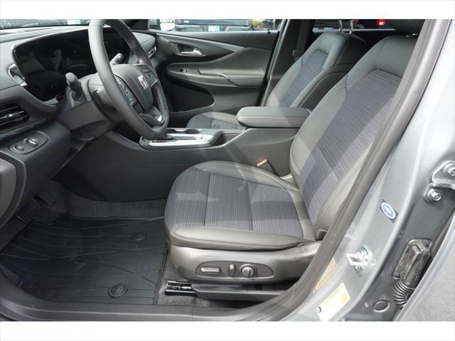 new 2025 Buick Envista car, priced at $26,860