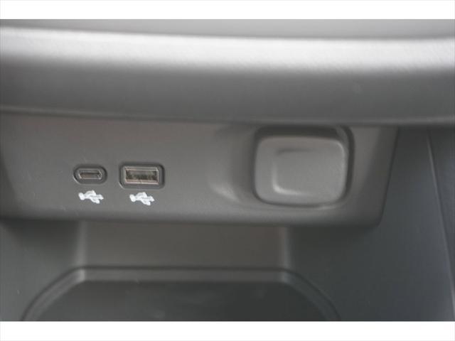 new 2025 Buick Envista car, priced at $26,860