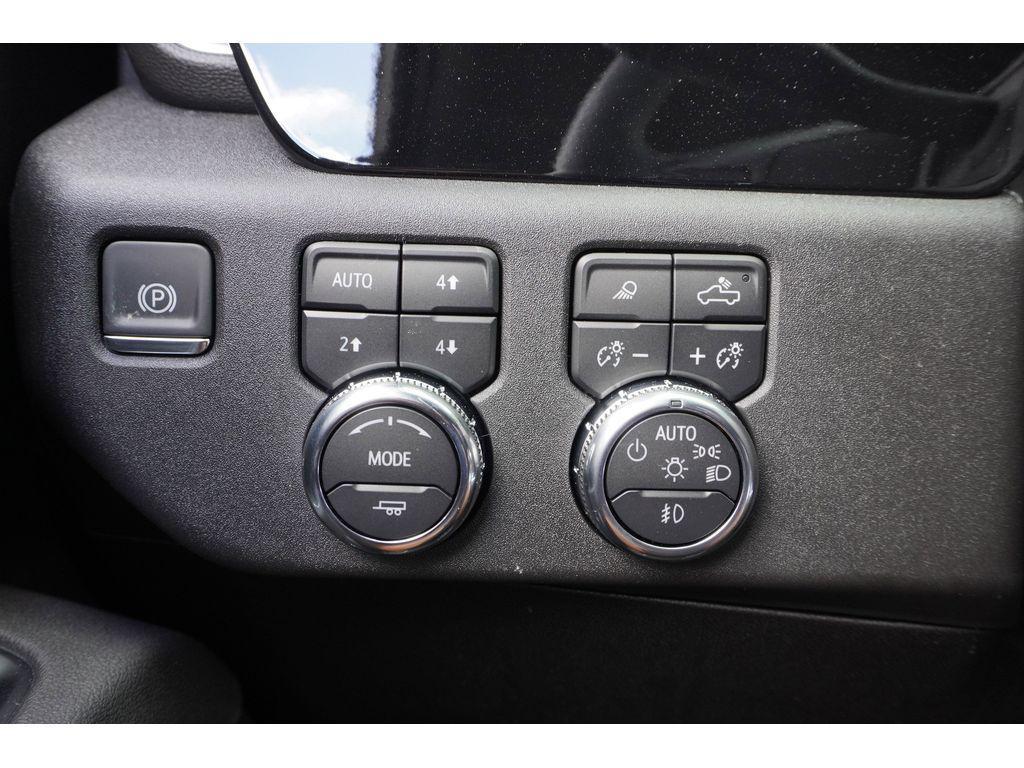 new 2025 GMC Sierra 2500 car, priced at $78,705