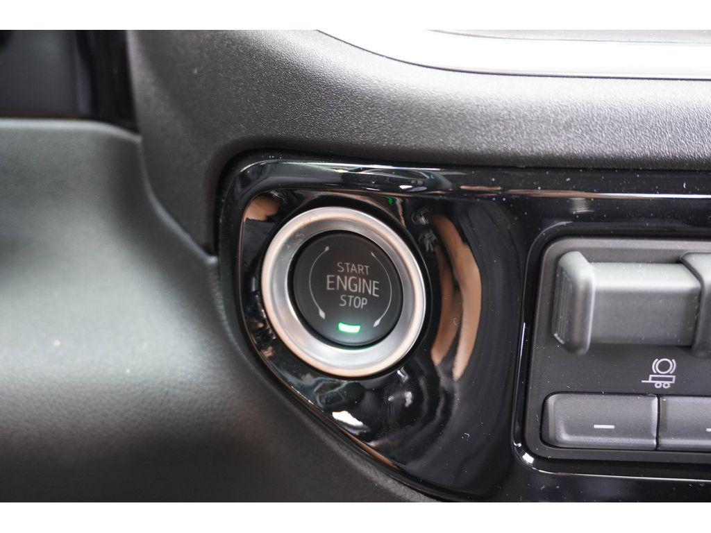 new 2025 GMC Sierra 2500 car, priced at $78,705