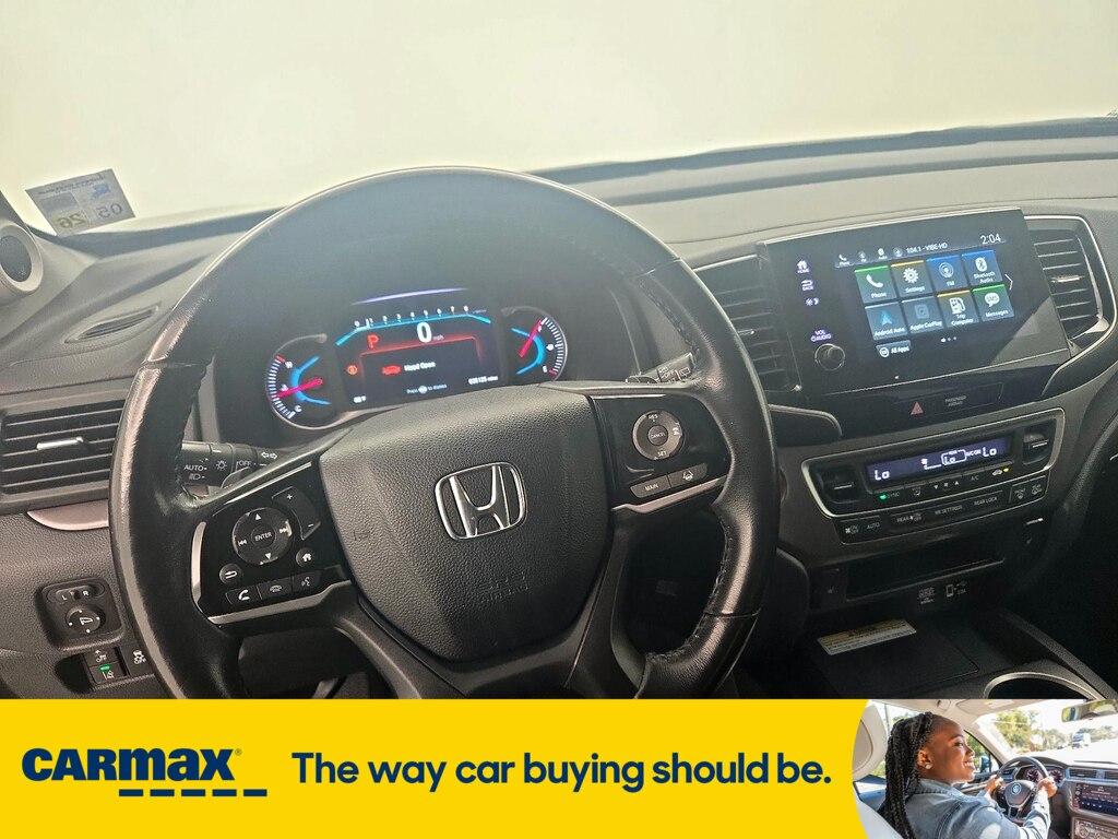 used 2022 Honda Pilot car, priced at $31,998